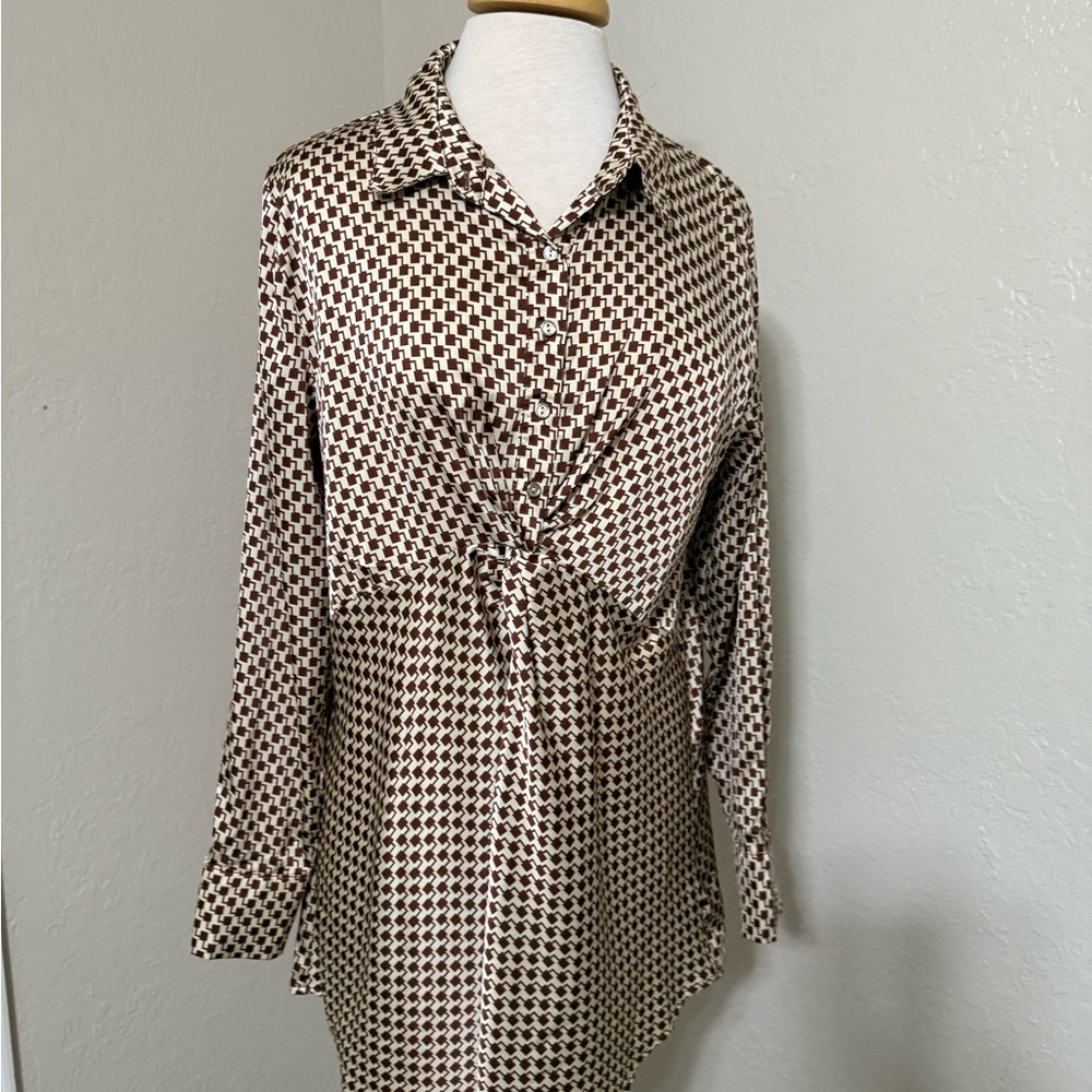 Elegant Brown Patterned Blouse